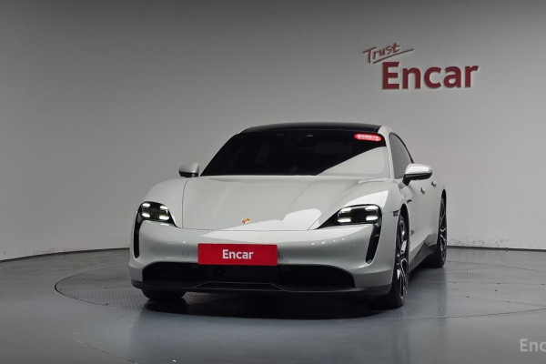 2023 Porsche Taycan с пробегом 34 780 км