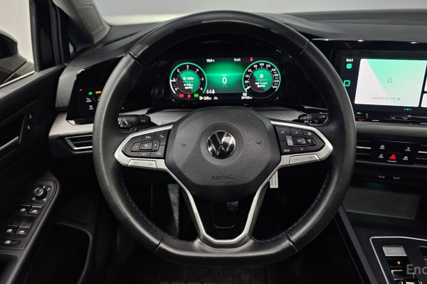 2022 Volkswagen Golf с пробегом 29 752 км