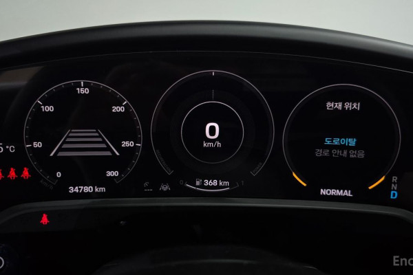 2023 Porsche Taycan с пробегом 34 780 км