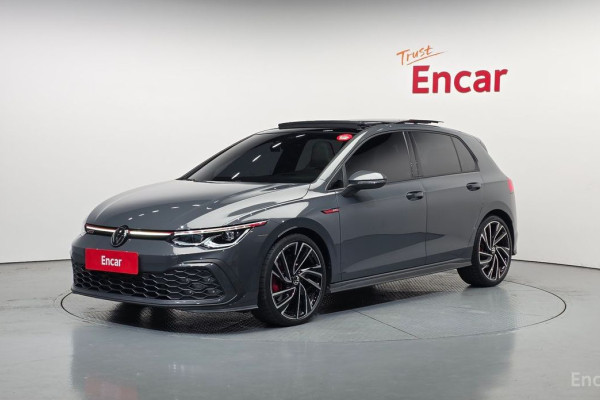 2023 Volkswagen Golf с пробегом 27 007 км