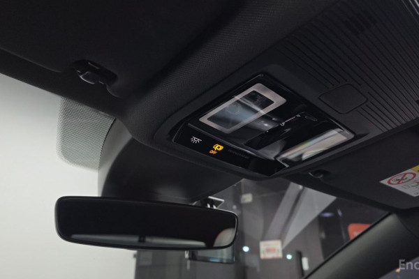 2023 Volkswagen Golf с пробегом 27 007 км