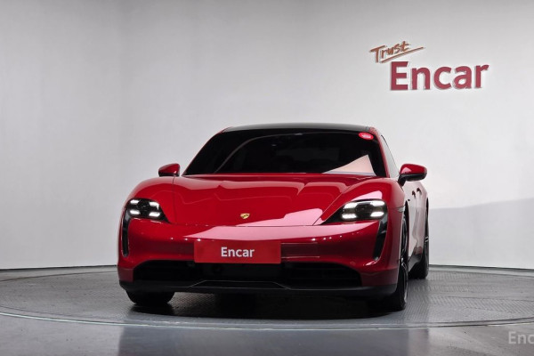 2021 Porsche Taycan с пробегом 29 040 км