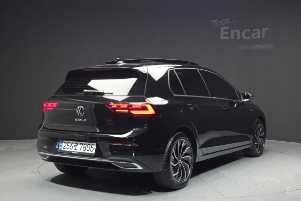 2024 Volkswagen Golf с пробегом 18 276 км