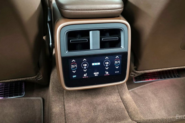 2021 Porsche Taycan с пробегом 29 040 км