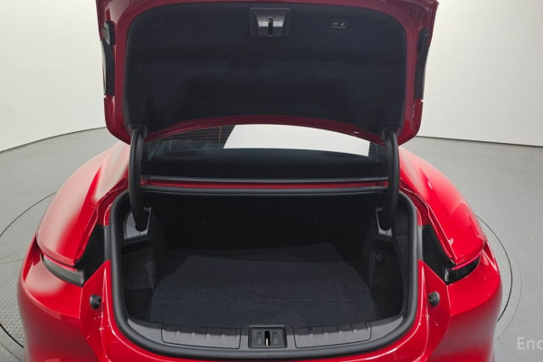 2023 Porsche Taycan с пробегом 22 409 км