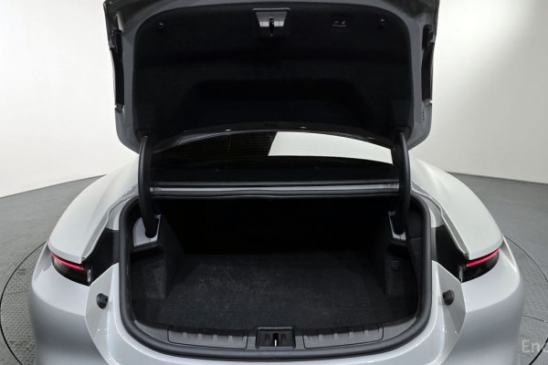 2022 Porsche Taycan с пробегом 34 865 км