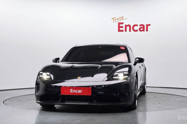 2023 Porsche Taycan с пробегом 39 163 км