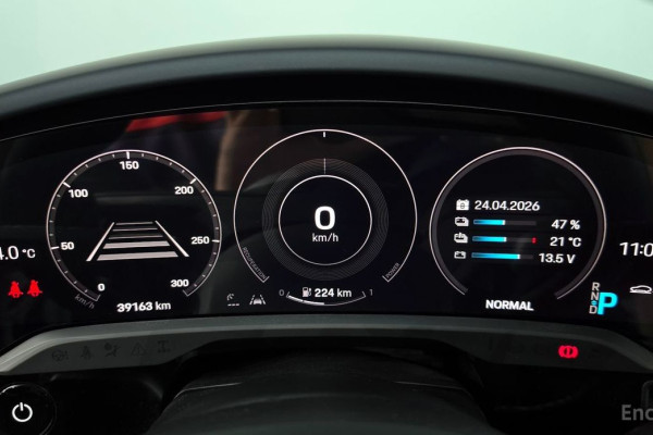 2023 Porsche Taycan с пробегом 39 163 км