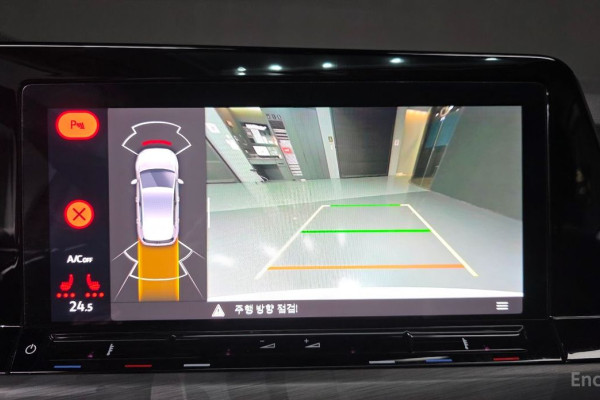 2023 Volkswagen Golf с пробегом 52 393 км