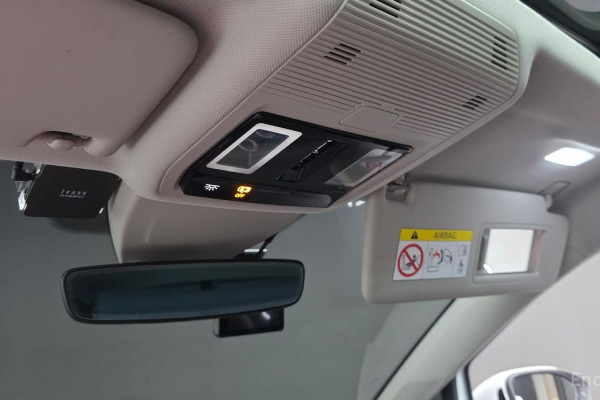 2023 Volkswagen Golf с пробегом 52 393 км