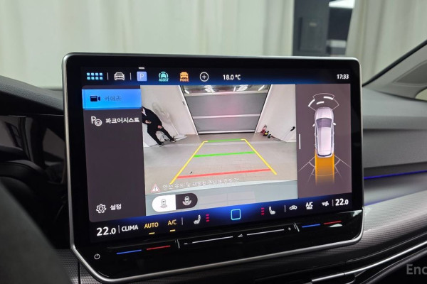 2025 Volkswagen Golf с пробегом 4 859 км