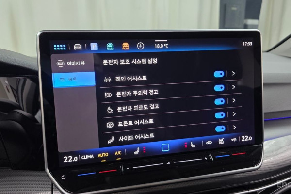 2025 Volkswagen Golf с пробегом 4 859 км