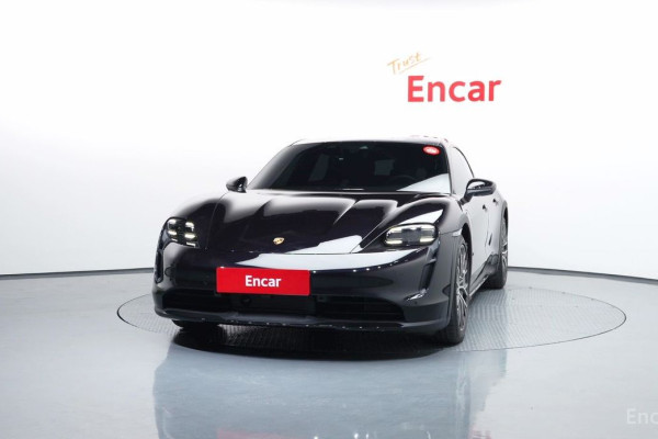 2023 Porsche Taycan с пробегом 14 177 км