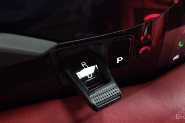 2023 Porsche Taycan с пробегом 14 177 км