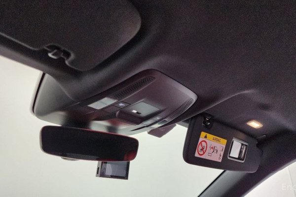 2023 Porsche Taycan с пробегом 14 177 км