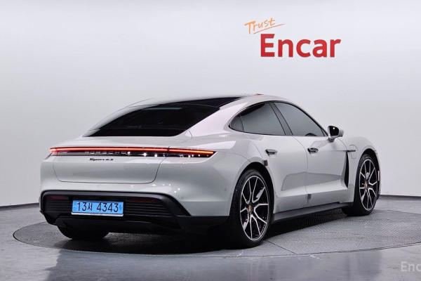 2025 Porsche Taycan с пробегом 5 153 км