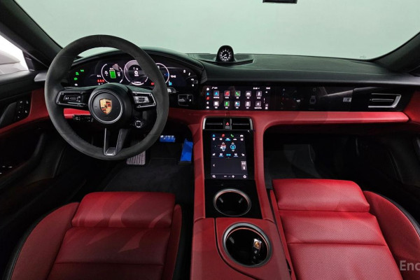 2025 Porsche Taycan с пробегом 5 153 км