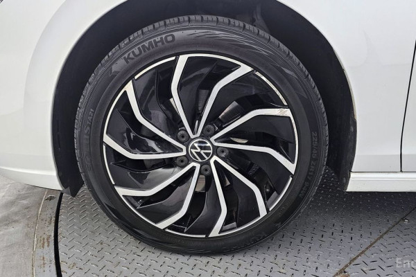 2023 Volkswagen Golf с пробегом 54 229 км