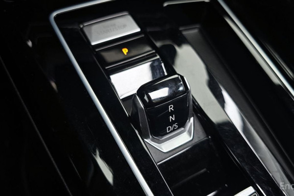 2023 Volkswagen Golf с пробегом 54 229 км