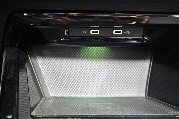 2023 Volkswagen Golf с пробегом 54 229 км