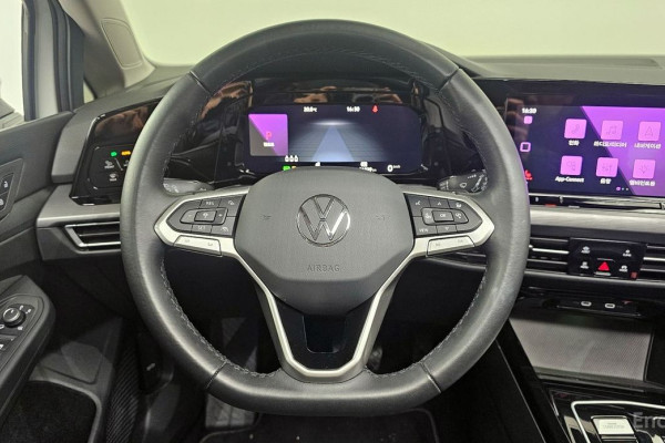 2023 Volkswagen Golf с пробегом 54 229 км