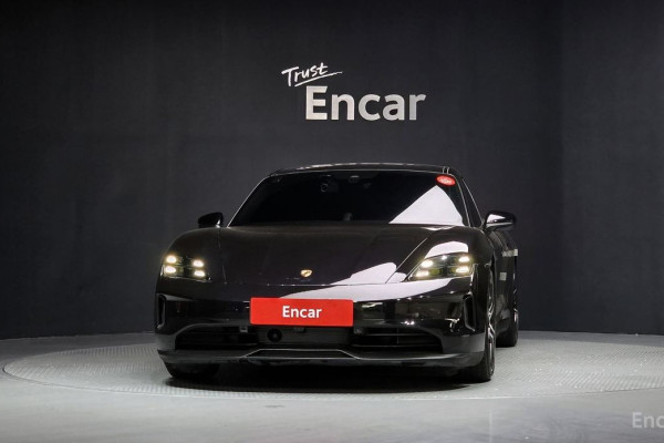 2024 Porsche Taycan с пробегом 27 189 км