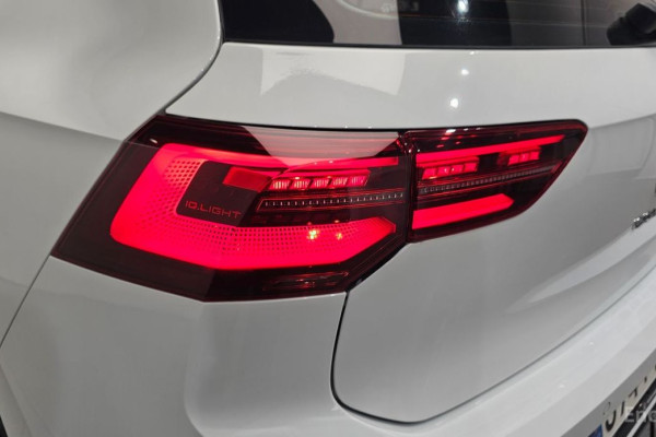 2023 Volkswagen Golf с пробегом 54 229 км