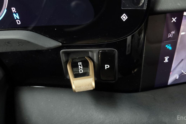 2024 Porsche Taycan с пробегом 27 189 км