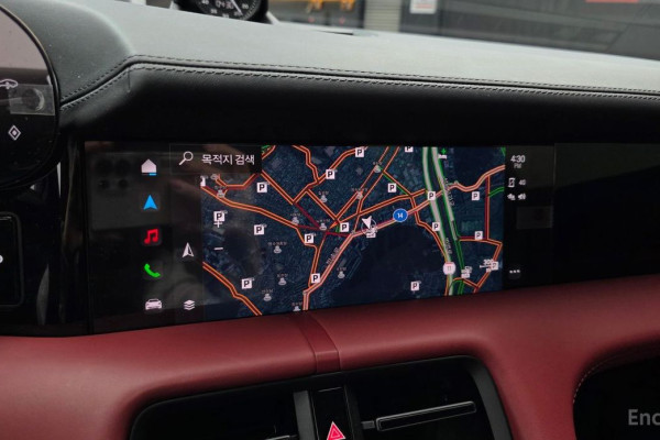 2023 Porsche Taycan с пробегом 26 221 км