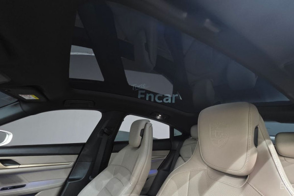 2023 Porsche Taycan с пробегом 17 225 км