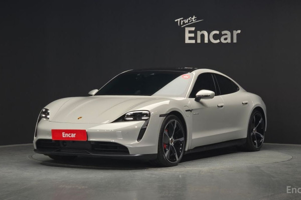 2022 Porsche Taycan с пробегом 45 351 км