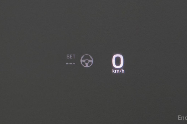 2025 Porsche Taycan с пробегом 4 930 км