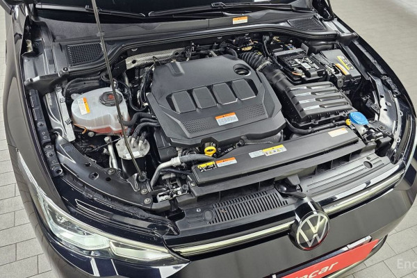 2024 Volkswagen Golf с пробегом 18 384 км