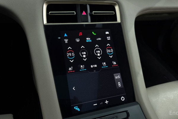 2022 Porsche Taycan с пробегом 45 351 км