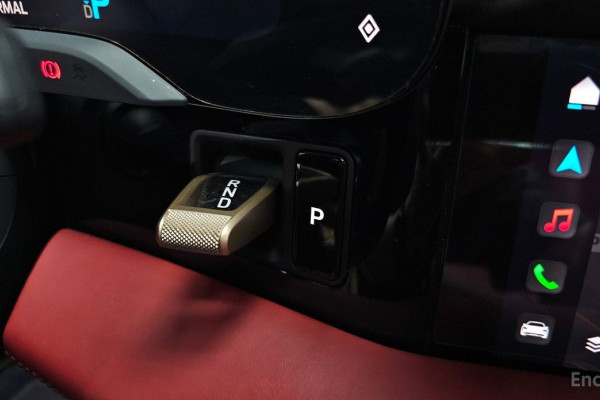 2023 Porsche Taycan с пробегом 35 994 км