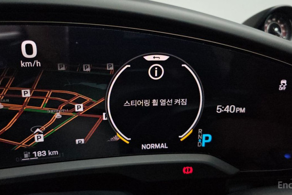 2023 Porsche Taycan с пробегом 35 994 км