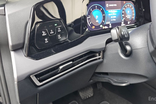 2024 Volkswagen Golf с пробегом 18 384 км