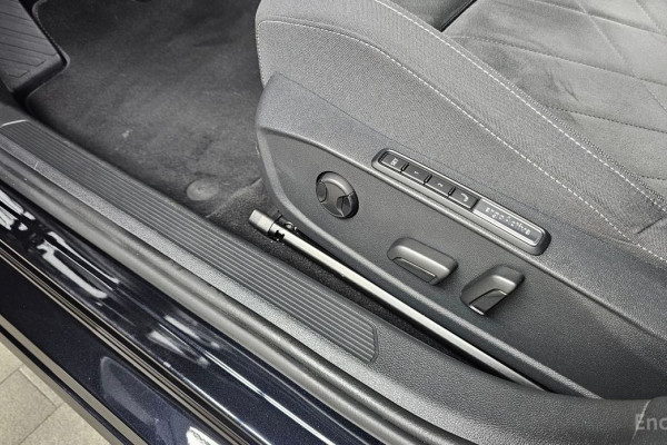 2024 Volkswagen Golf с пробегом 18 384 км