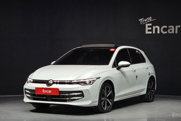 2025 Volkswagen Golf с пробегом 25 697 км