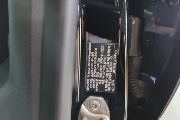 2022 Porsche Taycan с пробегом 8 900 км