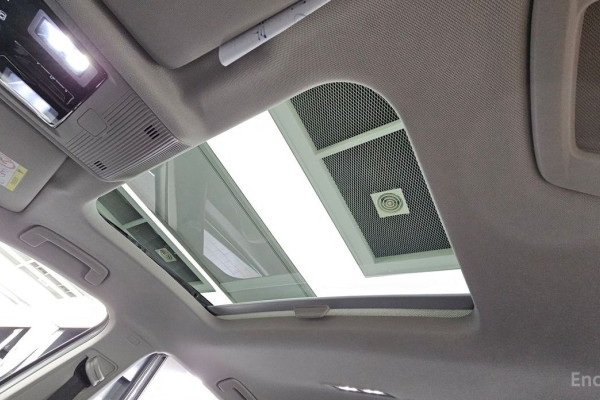 2025 Volkswagen Golf с пробегом 25 697 км