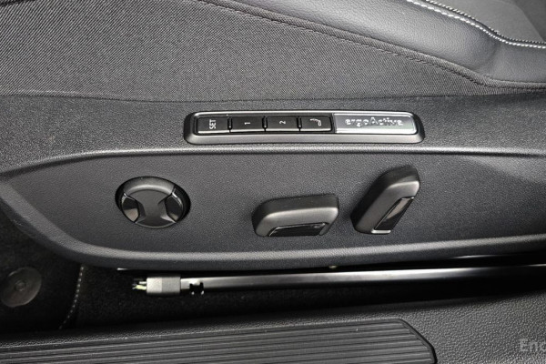 2025 Volkswagen Golf с пробегом 25 697 км