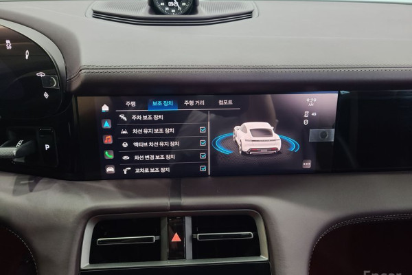 2023 Porsche Taycan с пробегом 9 500 км