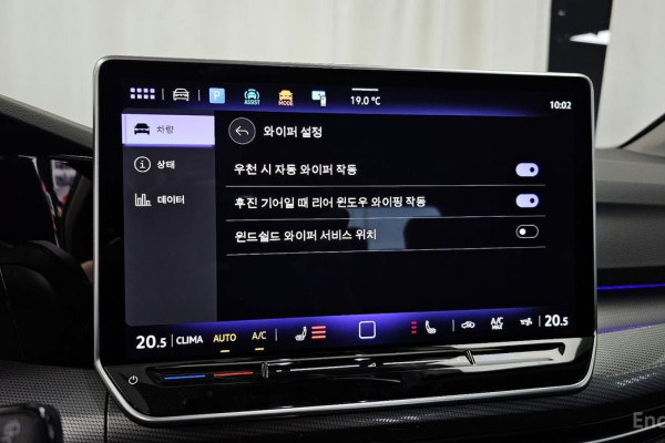 2025 Volkswagen Golf с пробегом 25 697 км