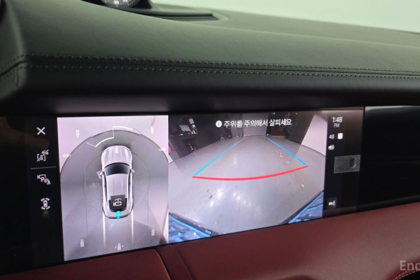 2025 Porsche Taycan с пробегом 38 015 км