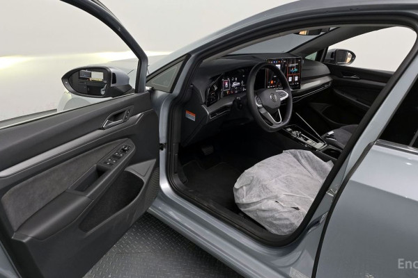 2026 Volkswagen Golf с пробегом 61 км