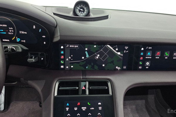 2020 Porsche Taycan с пробегом 26 301 км