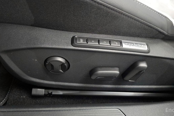 2026 Volkswagen Golf с пробегом 61 км