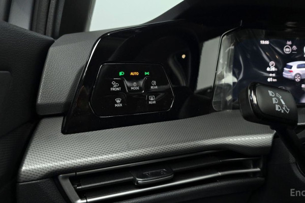 2026 Volkswagen Golf с пробегом 61 км