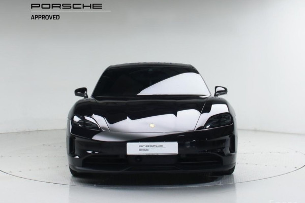 2024 Porsche Taycan с пробегом 13 460 км